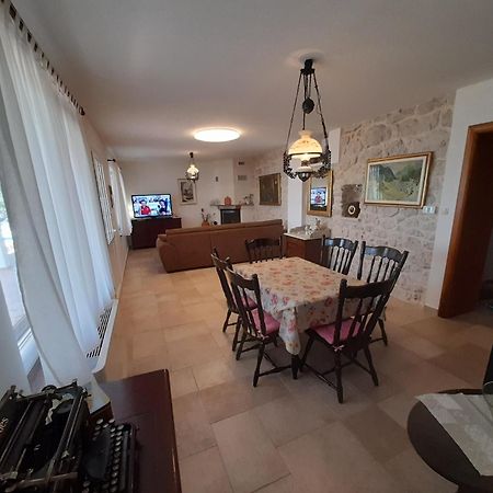 סלינה Villa Jaz חדר תמונה